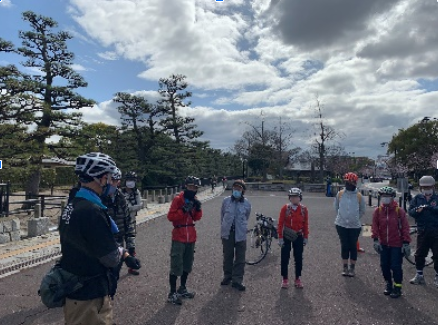 散走ガイドツアーに参加する